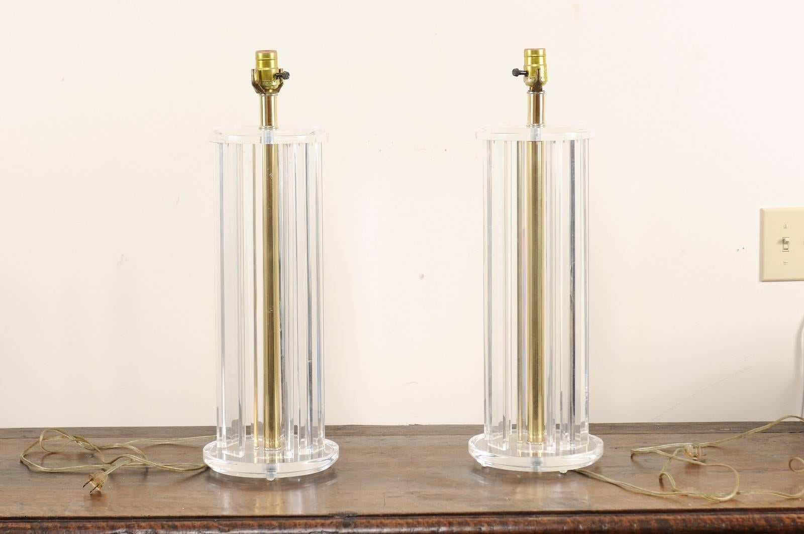 Pair of Lucite Mid-20th Century Table Lamps with Round Shape and Gold Tones In Good Condition In Atlanta, GA