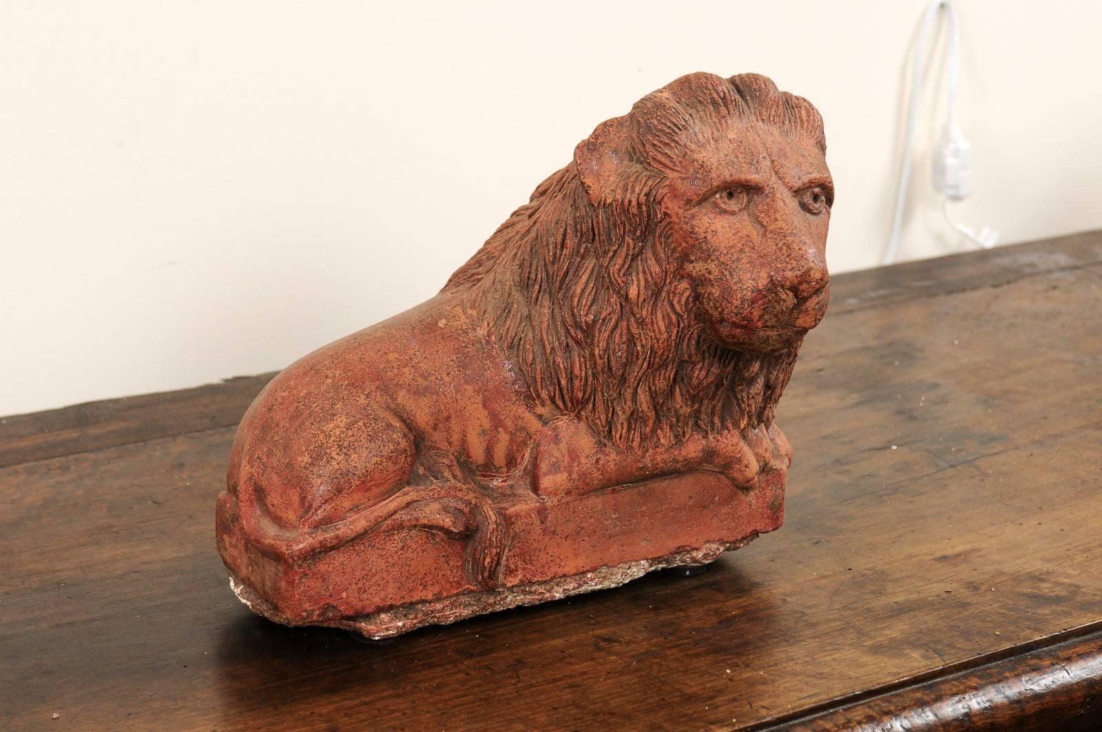 Indian Vintage Terracotta Tabletop Lion Sculpture from Kerala, South India, circa 1940
