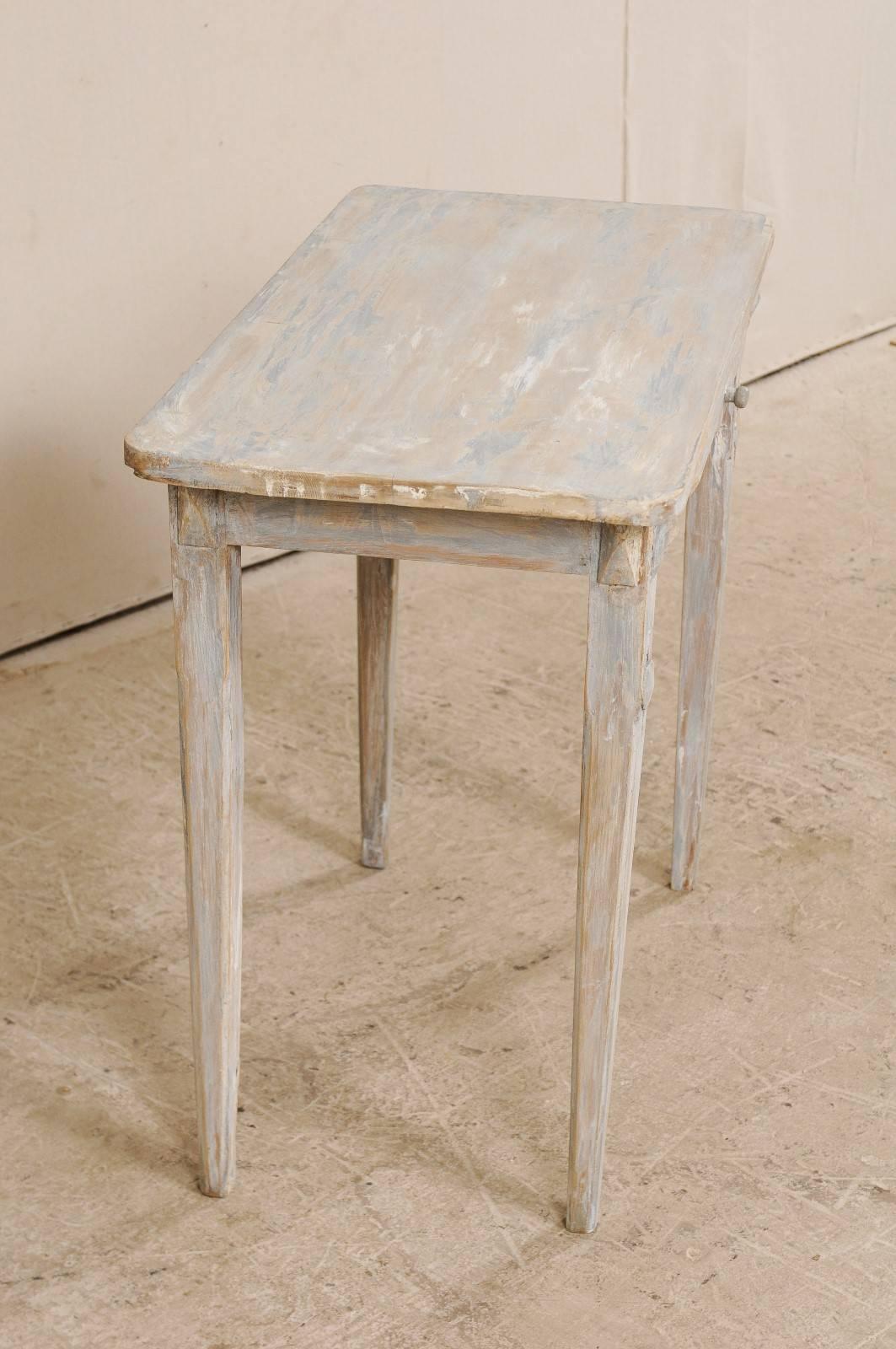 Swedish Period Gustavian, 19th Century Painted Wood Side Table with Drawer In Good Condition In Atlanta, GA