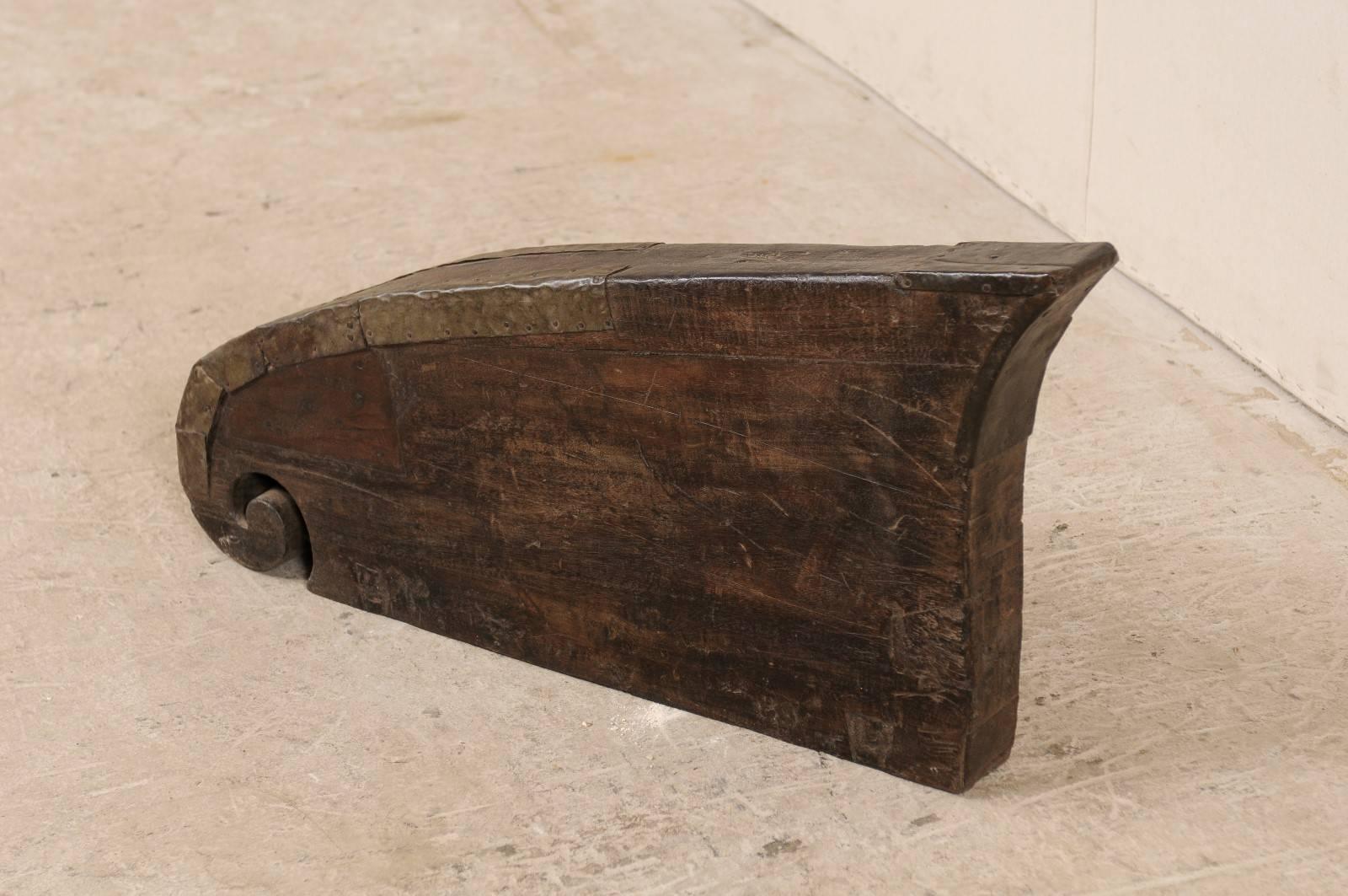 Carved Nautical Boat Prow from Kerala, South India with Simple, Elegant Wave Scroll For Sale