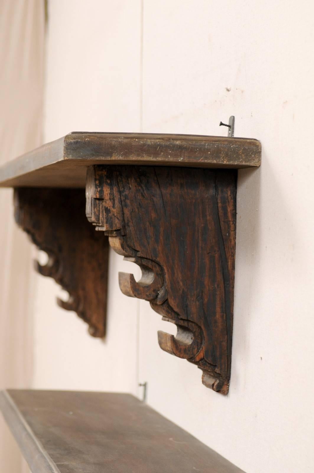 20th Century Pair of Unique Italian Style Shelves Made of Lovely Old Carved Wood Brackets For Sale
