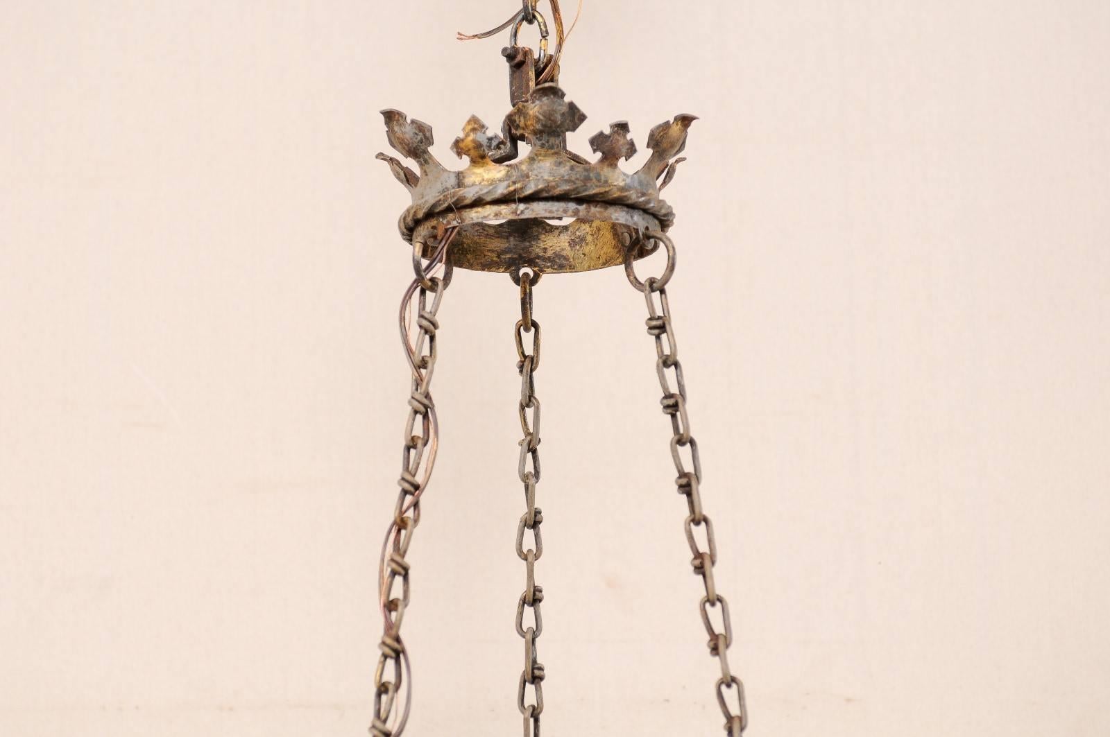 crown shaped chandelier