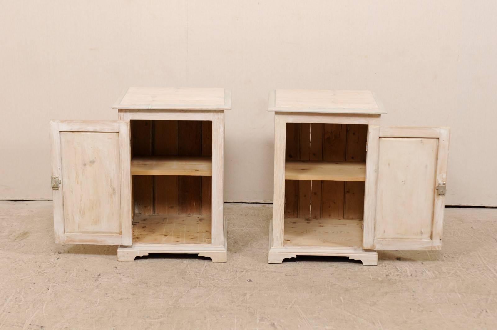 Pair of English Mid-20th Century Painted Wood Side Tables with Understated Trim 2