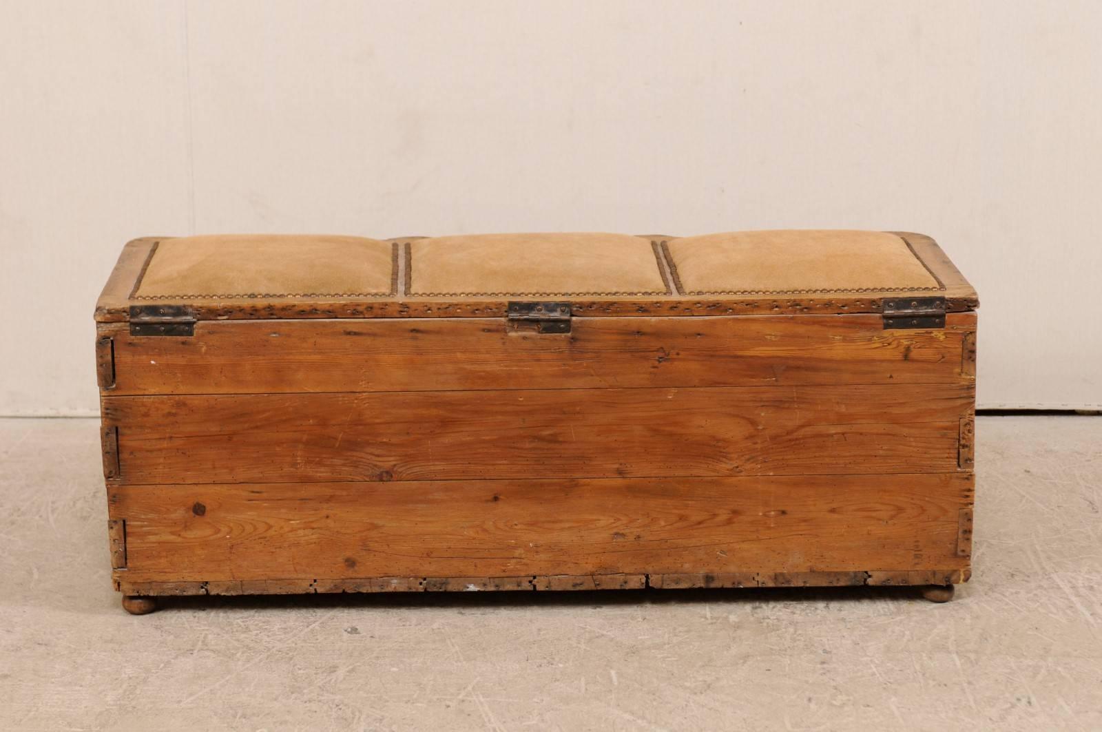 Italian Early 19th Century Undulating Wood Bench with Storage and Suede Top 5