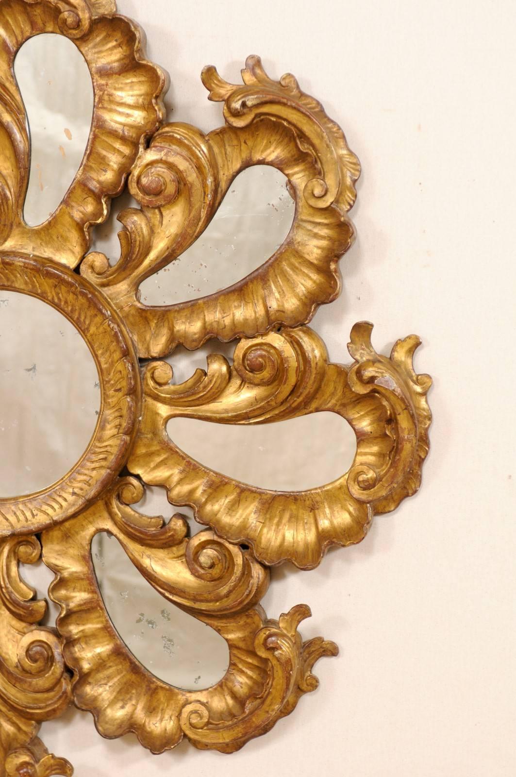 20th Century Exquisite Italian Vintage Carved Giltwood Circular Repeating Petal Wall Mirror