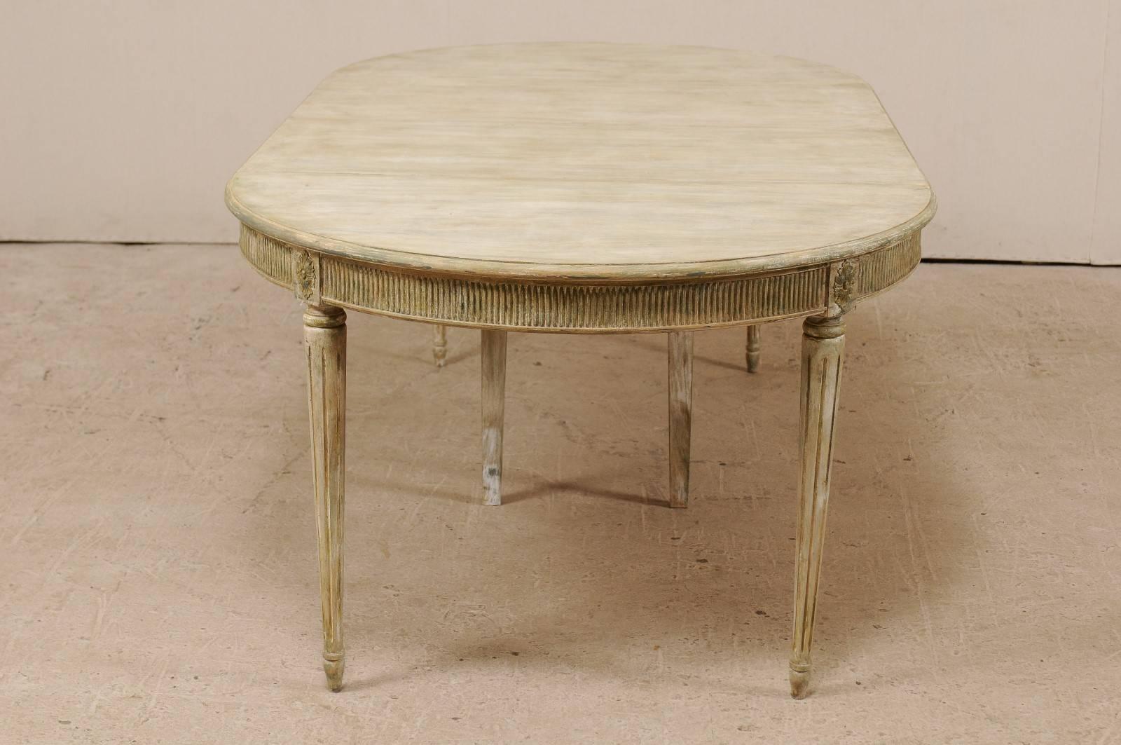20th Century Gustavian Swedish Vintage Center / Dining Table with Two Extra Leaves