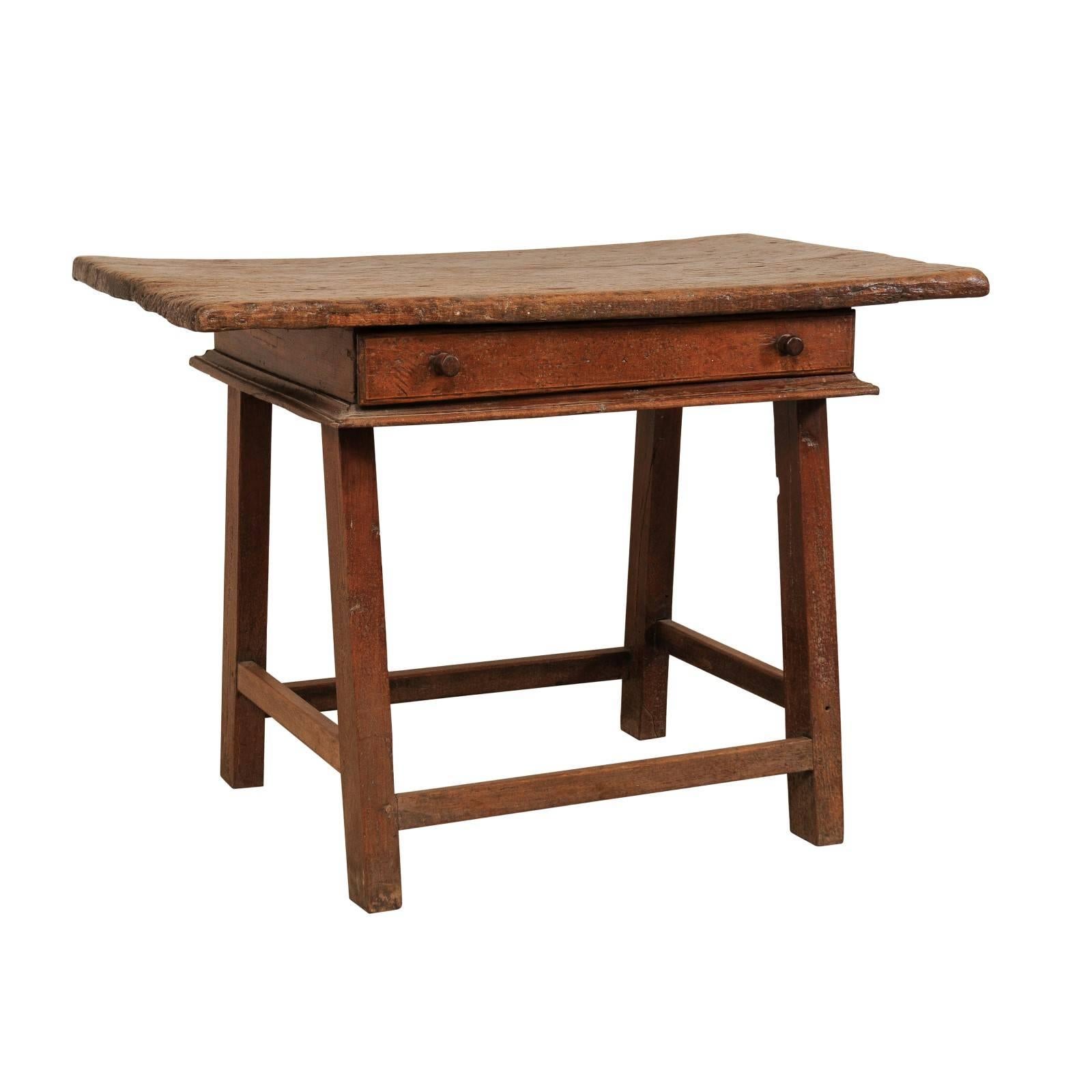 Table d'appoint en bois tropical brésilien Peroba du 18ème siècle avec un seul tiroir
