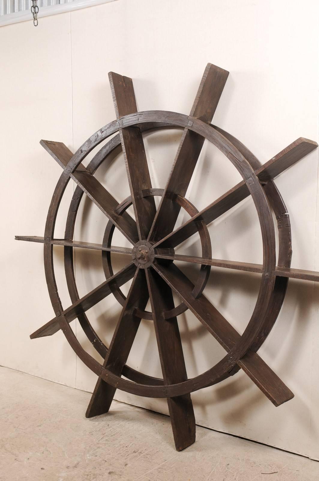 Grand Sized Wood Antique Agricultural Water Wheel Accessory from Kerala, India In Good Condition In Atlanta, GA