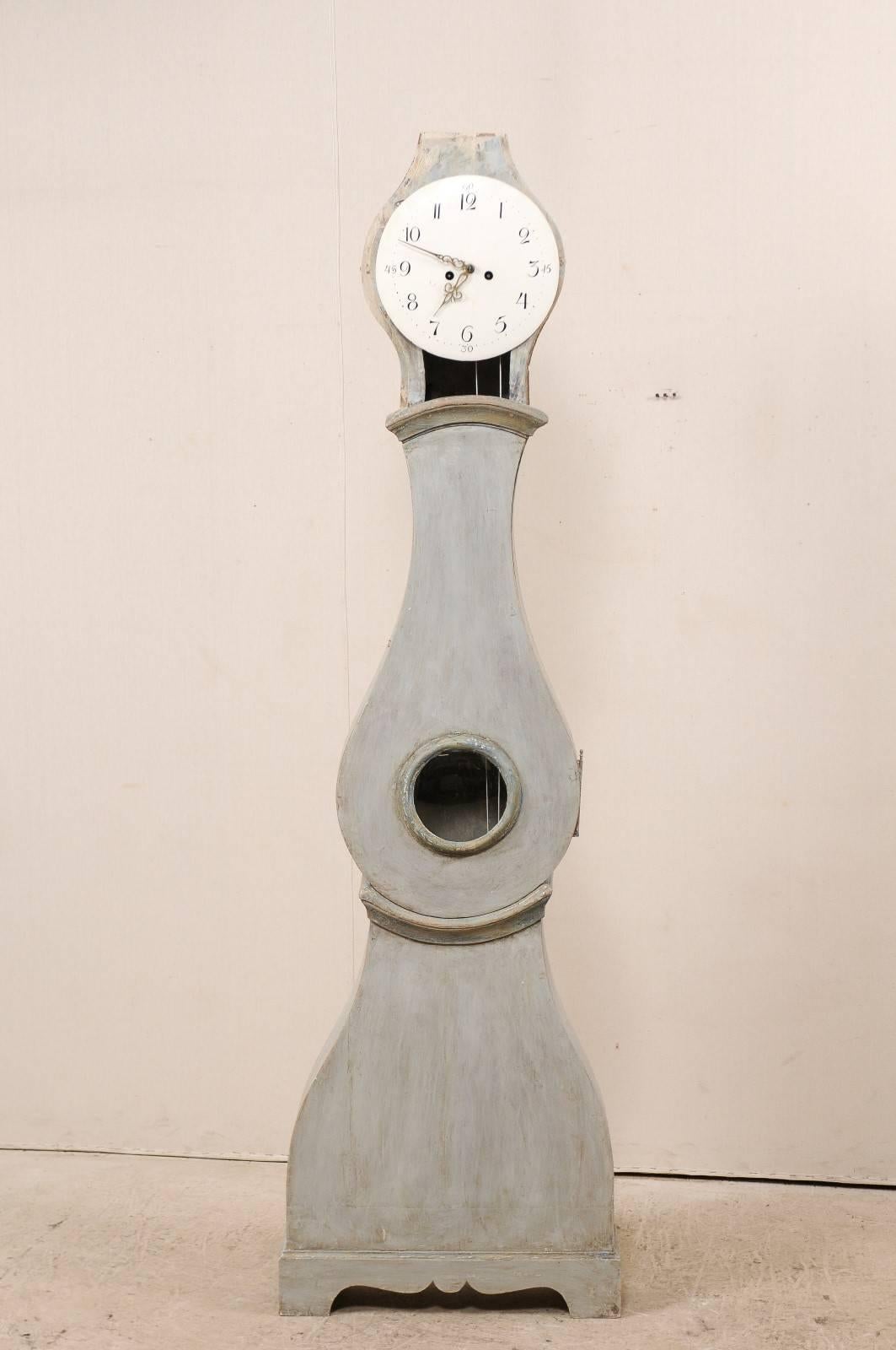 Swedish 19th Century Grandfather Clock in Grey with Elegant and Simple Details 1