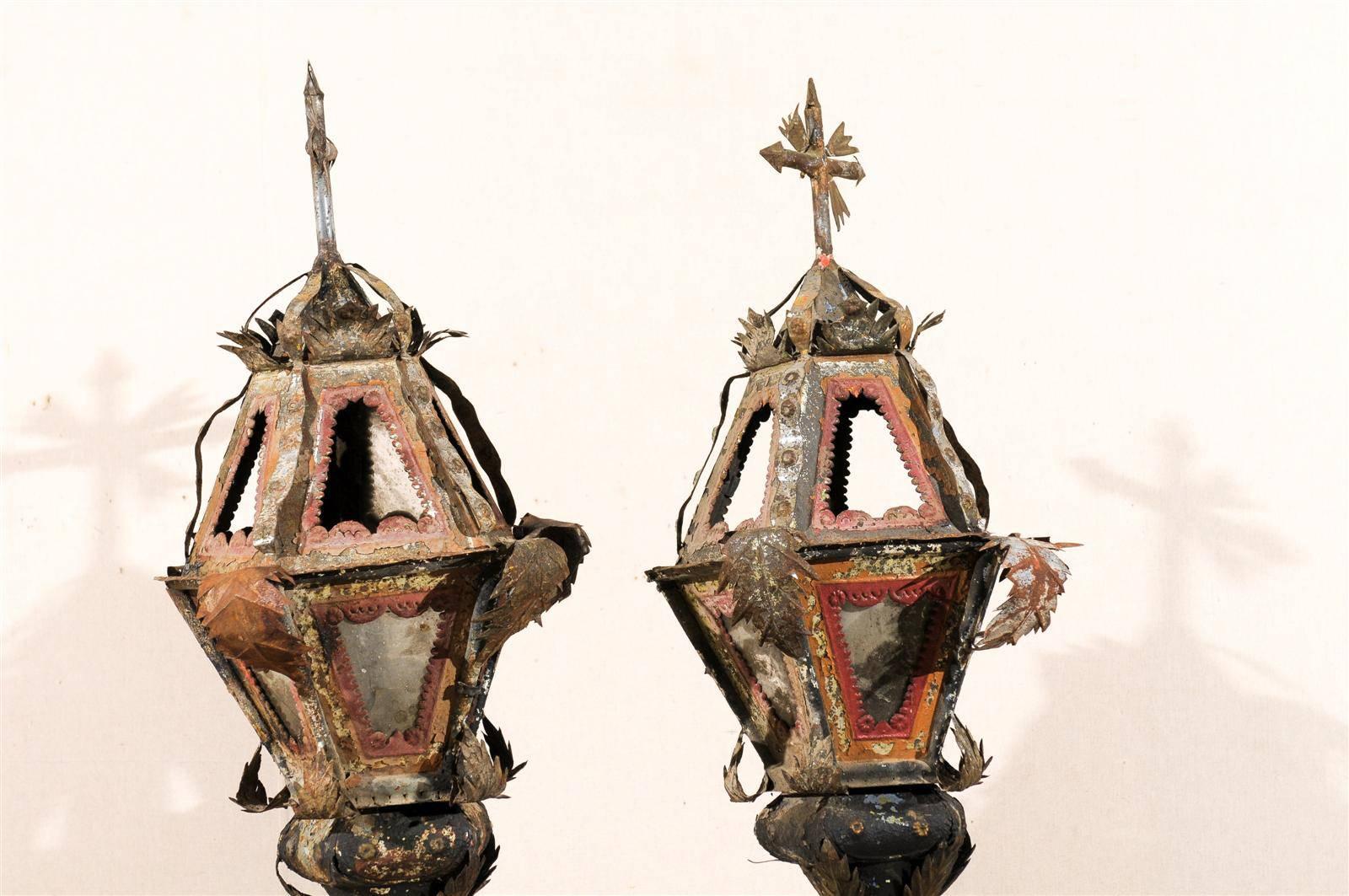 Pair of Italian 19th Century Painted Metal Table Lamps For Sale 1