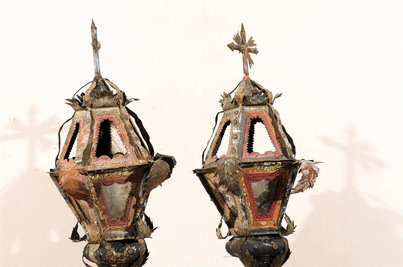 XIXe siècle Paire de lampes de bureau italiennes en métal peint du 19ème siècle en vente