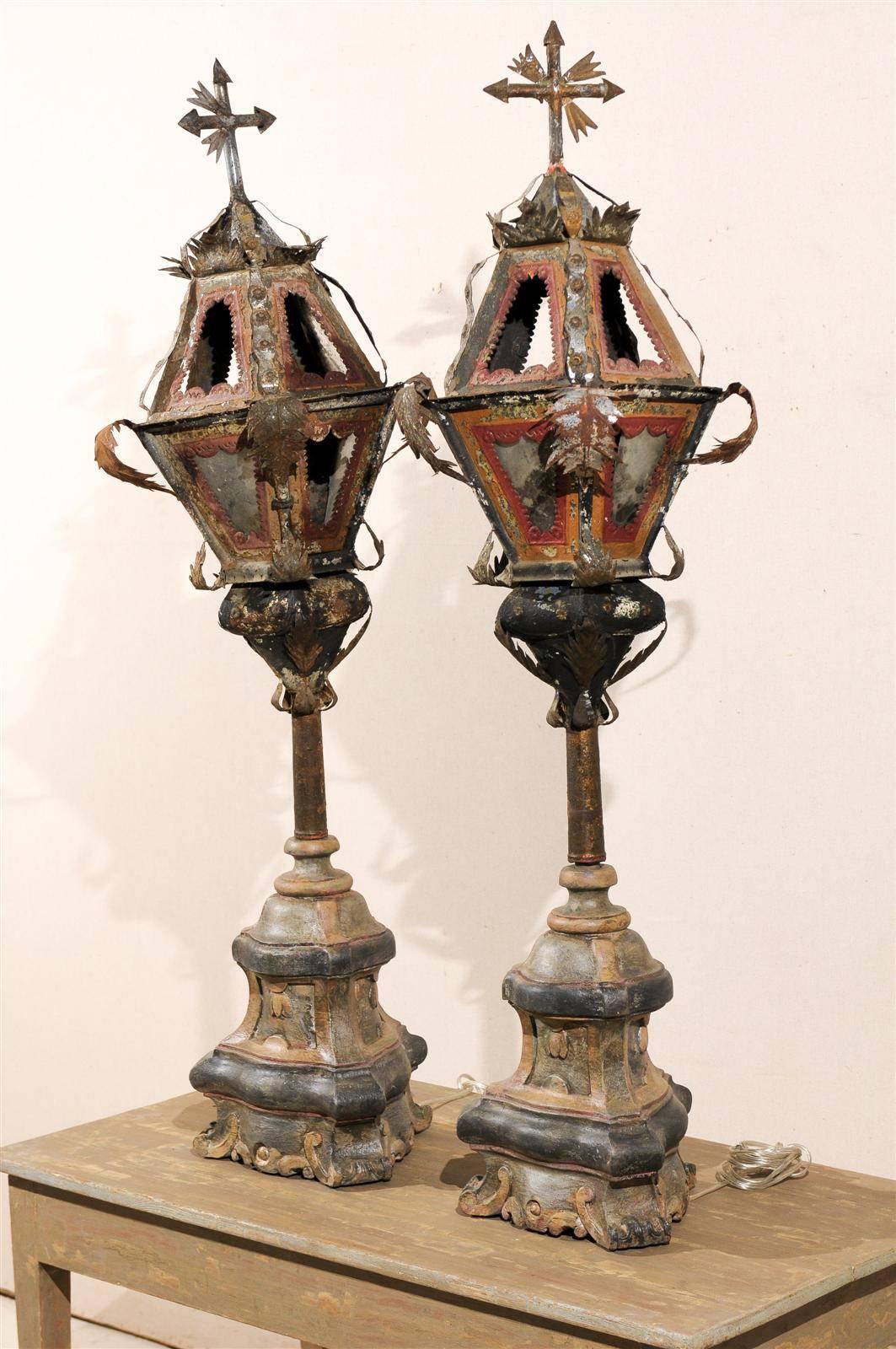 Paire de lampes de bureau italiennes en métal peint du 19ème siècle en vente 3