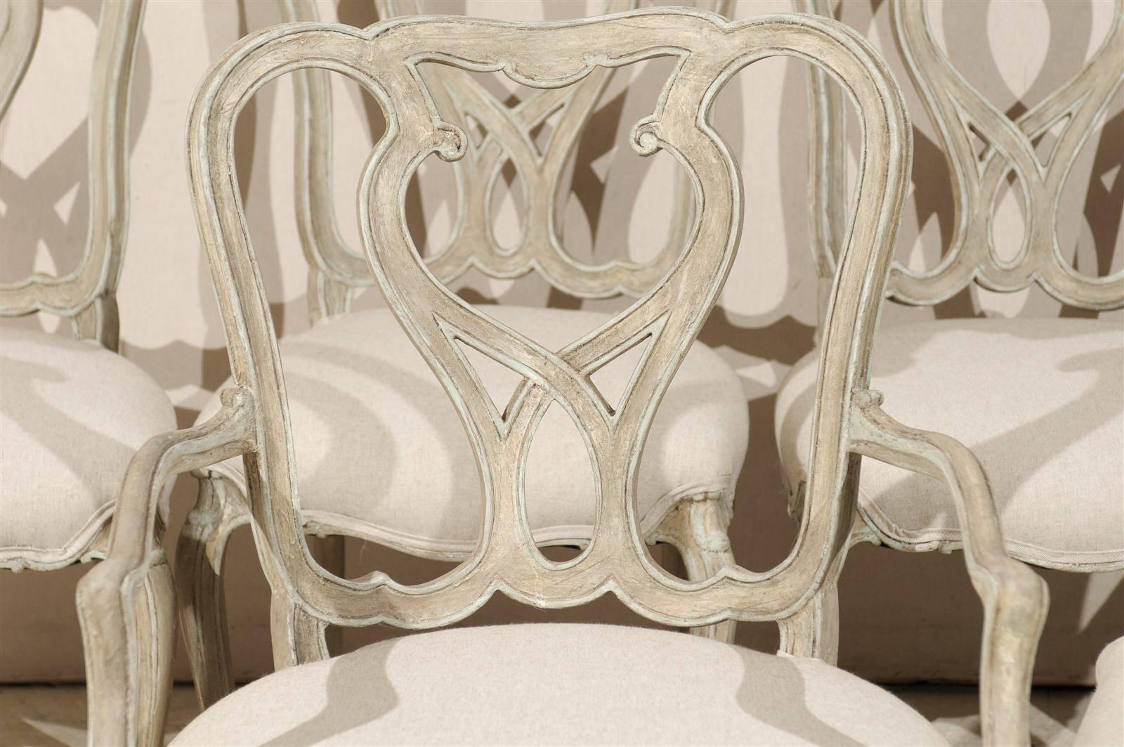 Set of Six Venetian Style Painted Wood Dining Room Chairs For Sale 4