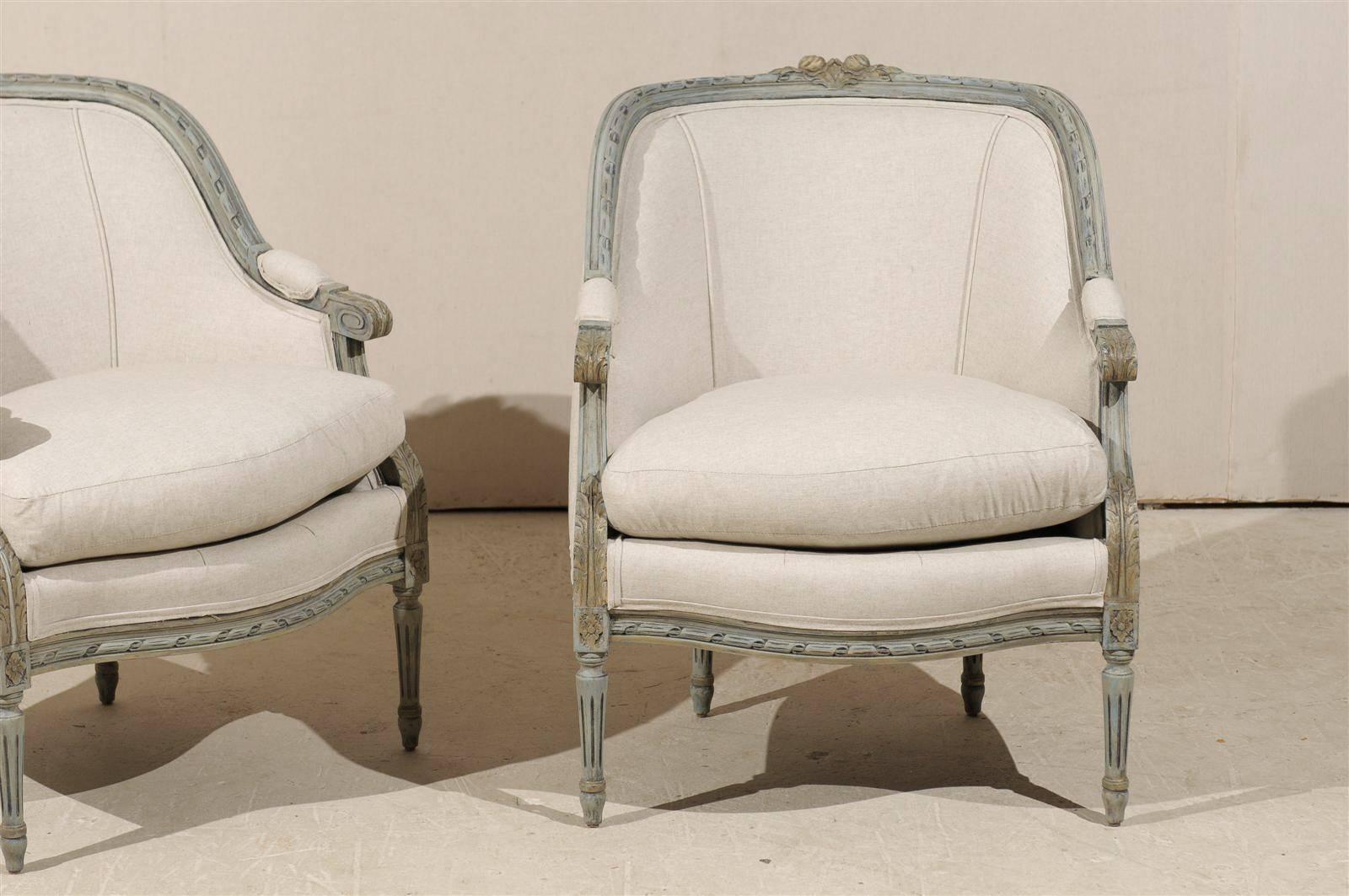 20th Century Pair of French Louis XVI Style Painted Wood Barrelback Armchairs