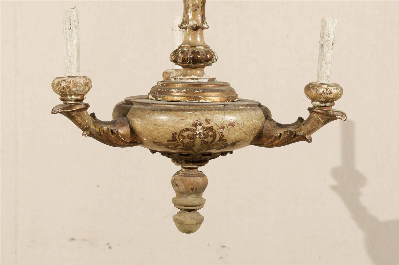 20th Century Italian 3-Light Gilded and Painted Wood Column-Style Chandelier, Early 20th c. For Sale
