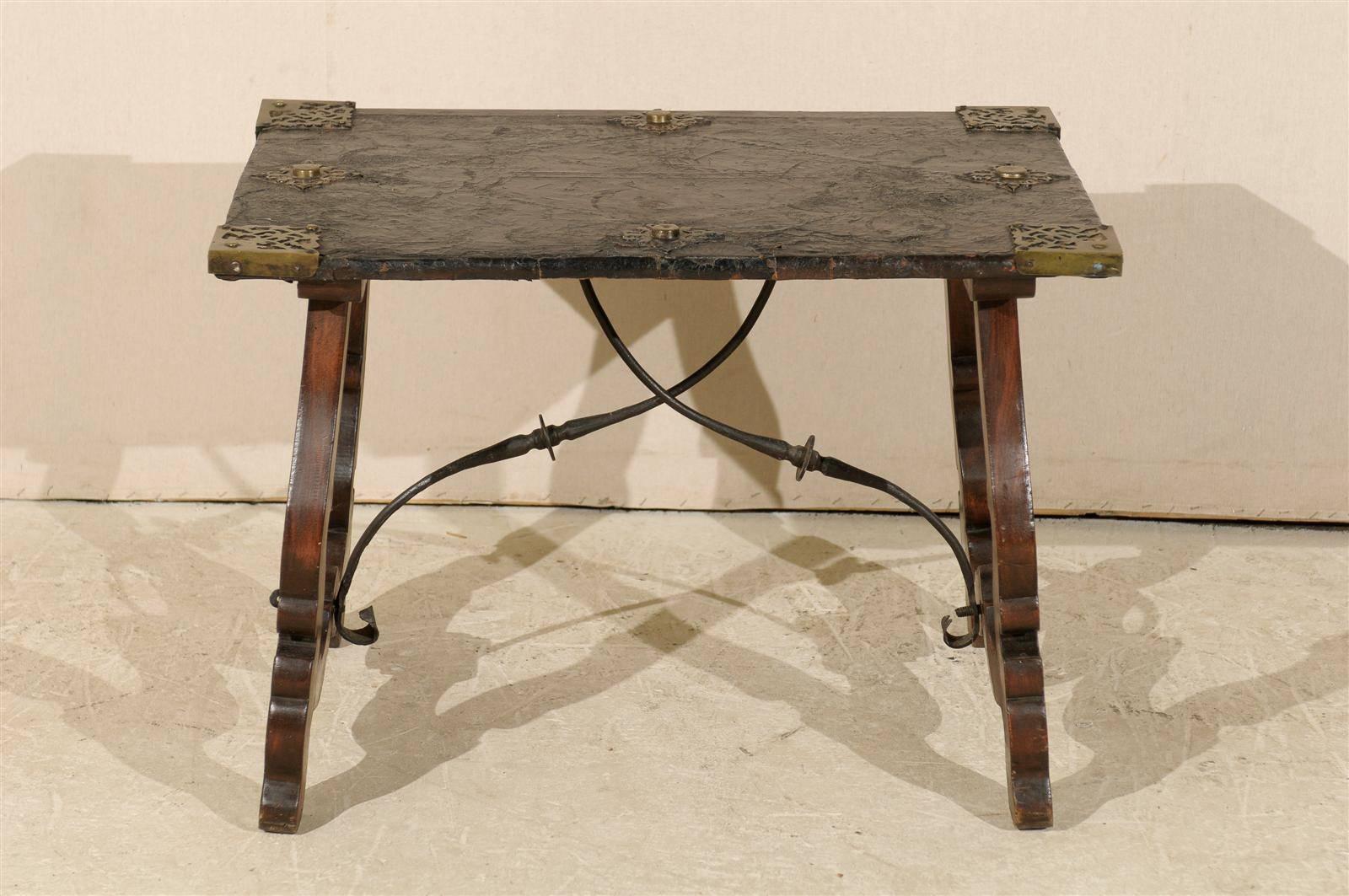 19th Century Spanish Leather Top Coffee Table 3