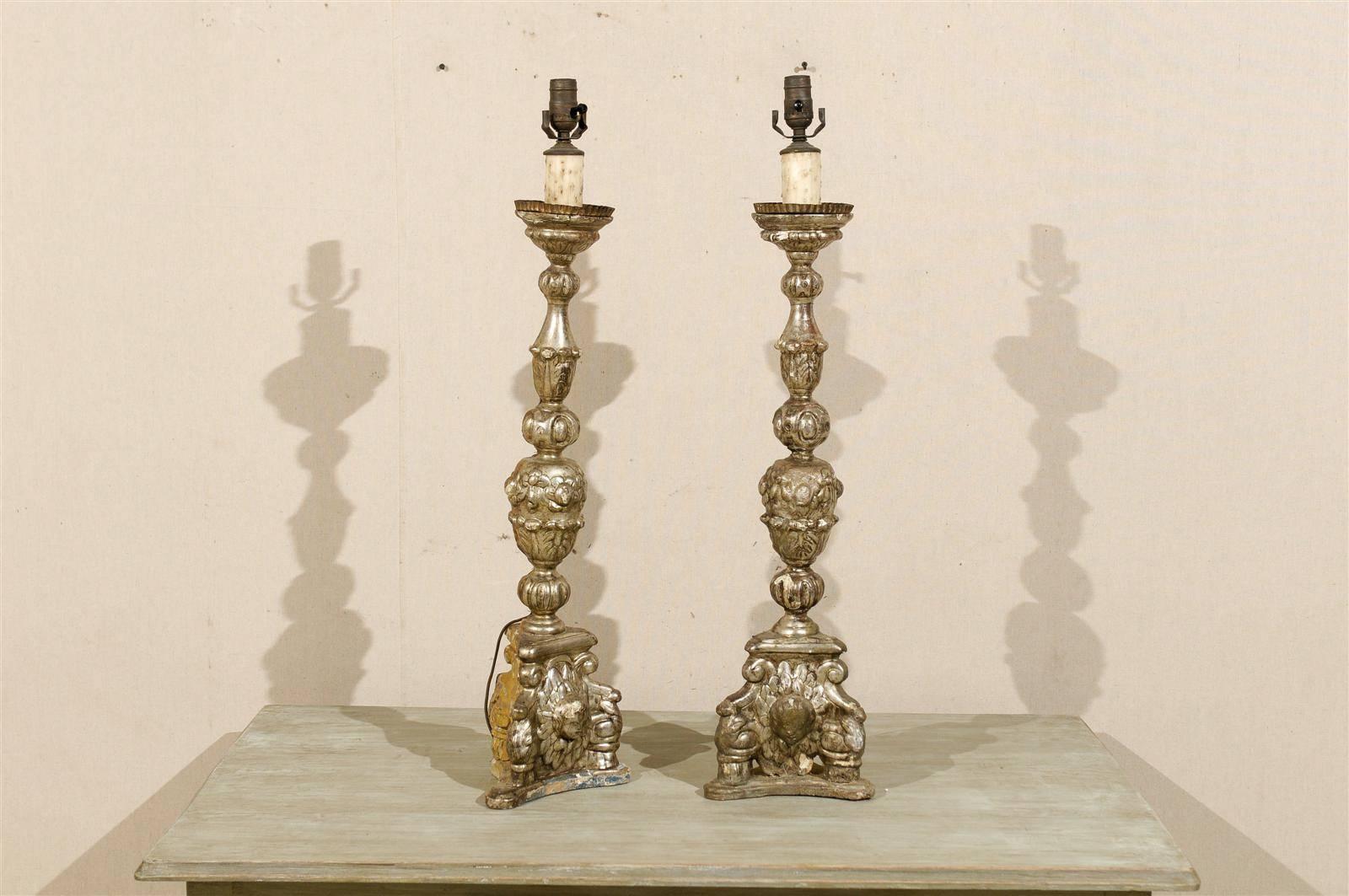 Rococo Pair of 19th Century Italian Giltwood Candlesticks Table Lamps For Sale
