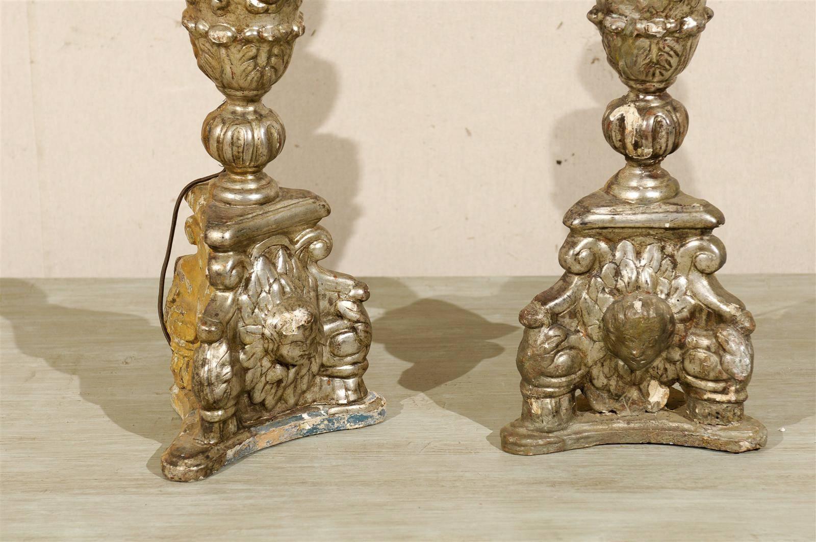 Pair of 19th Century Italian Giltwood Candlesticks Table Lamps For Sale 1