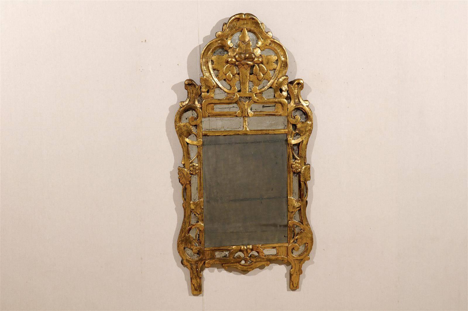 A French Rococo Style Giltwood Mirror From the Early 19th Century 3