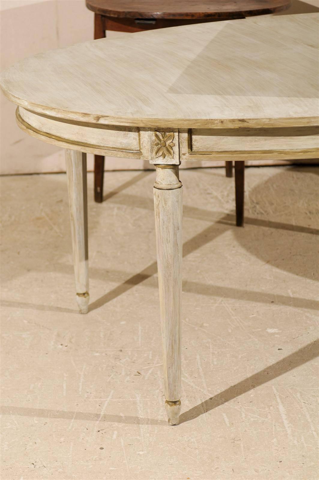 American Oval Painted Wood Dining Table with Leaves 2
