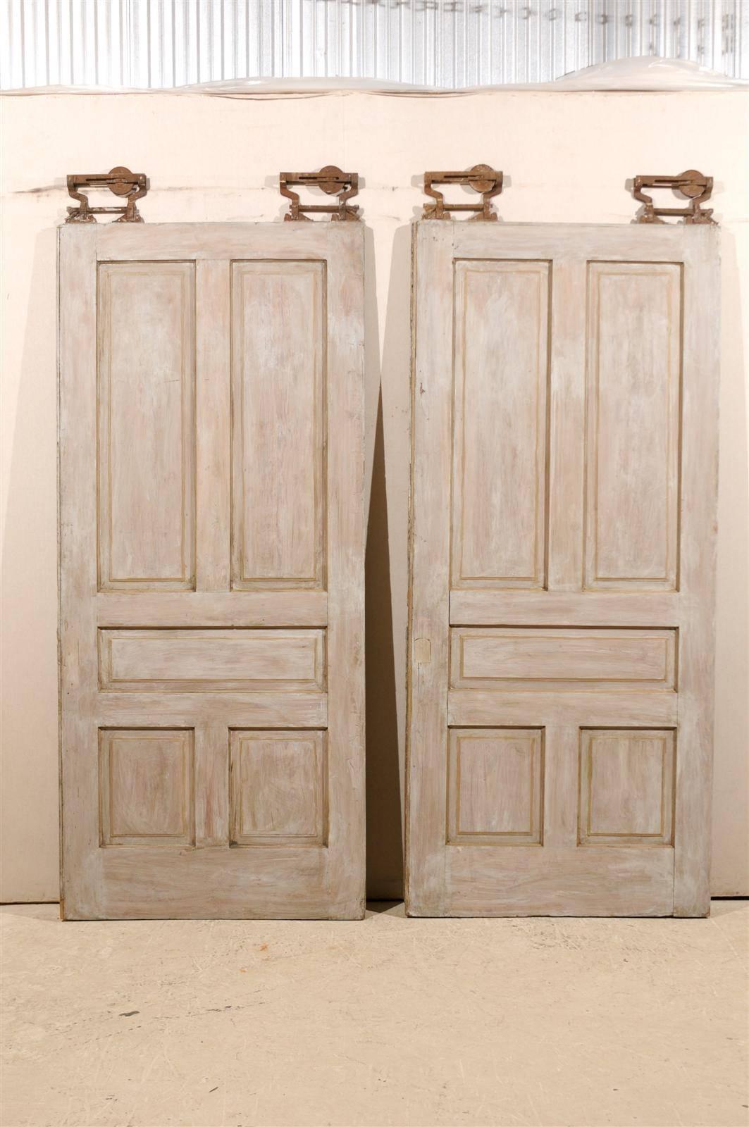 ferramenta per porte a soffietto in legno