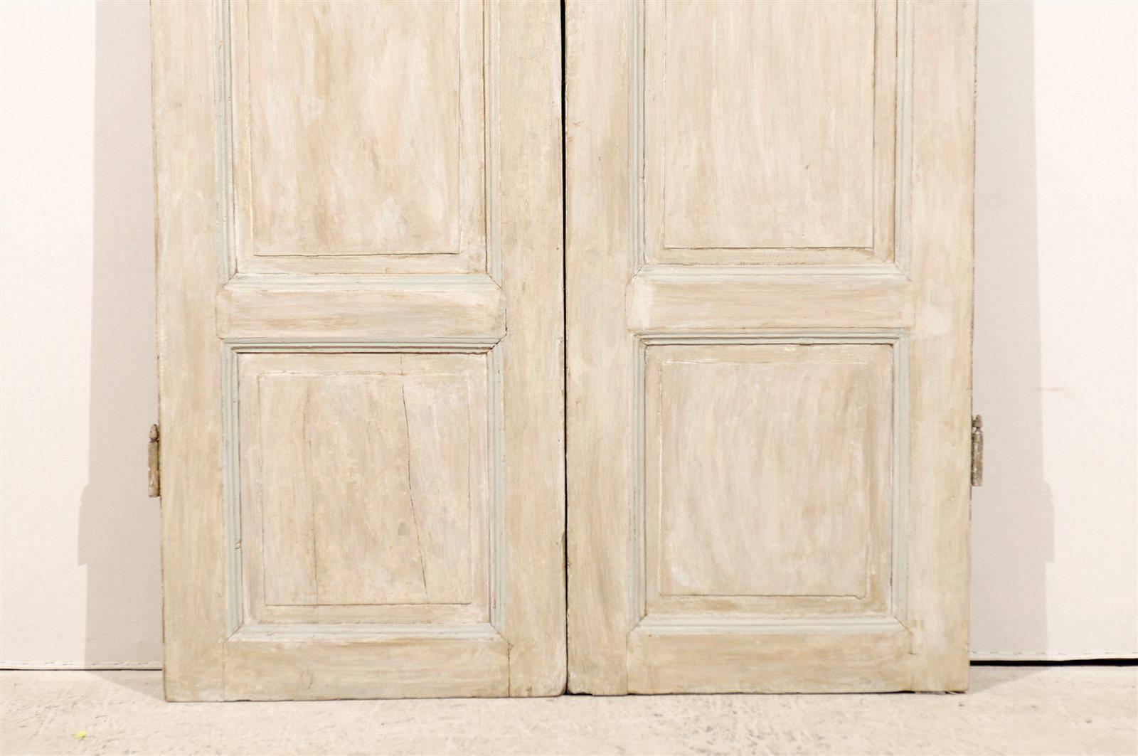 Pair of Tall French Doors from the Mid-19th Century (Holz)