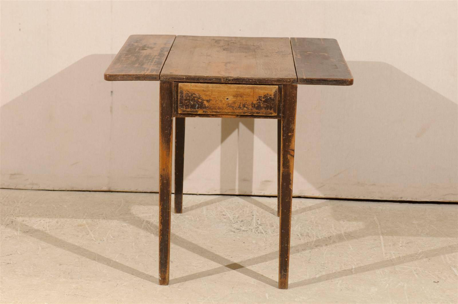 Swedish Drop-Leaf Table with Single Drawer and Tapered Legs, 19th Century 1