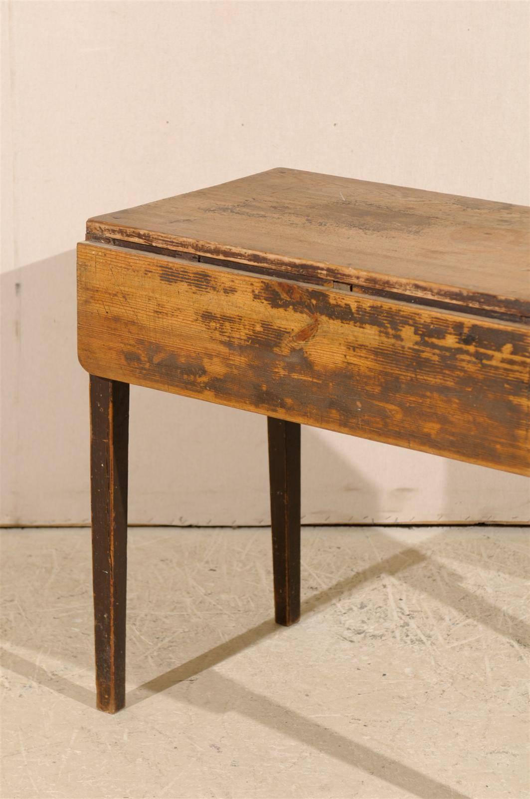 Swedish Drop-Leaf Table with Single Drawer and Tapered Legs, 19th Century 4