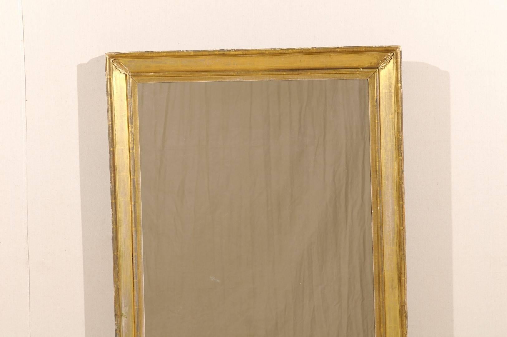 19th Century French Gilt Wood Mirror with Diagonal Leaf Motifs and Gold Color In Good Condition In Atlanta, GA