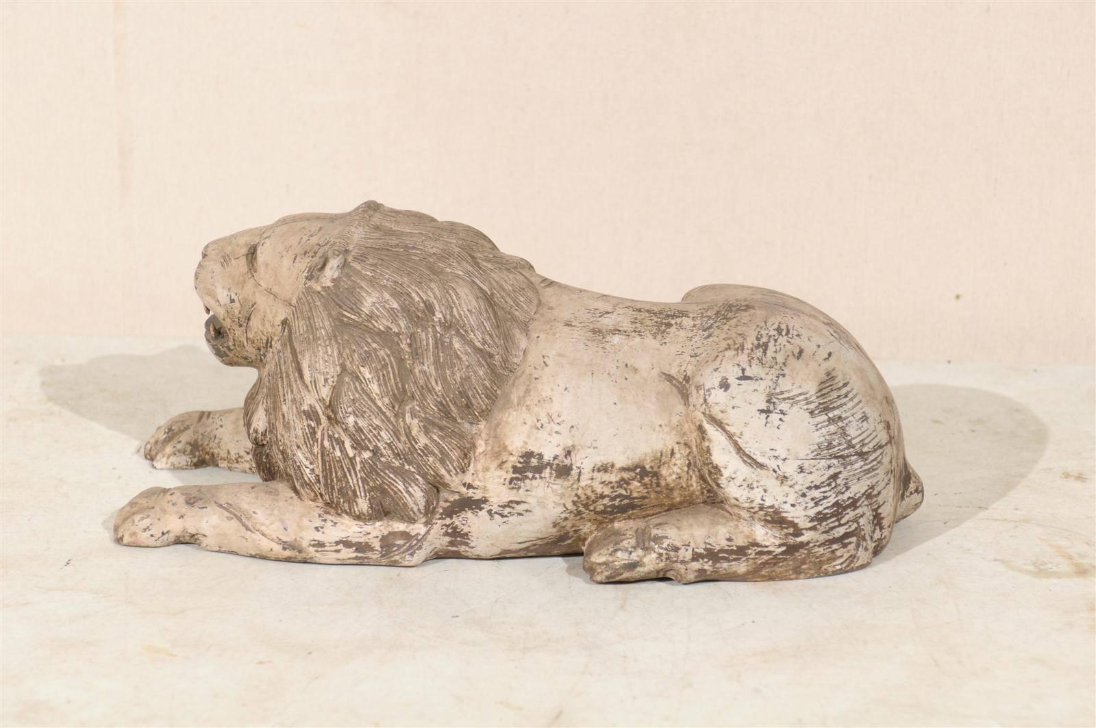 Carved Wood Roaring Lion from the Early 20th Century 3