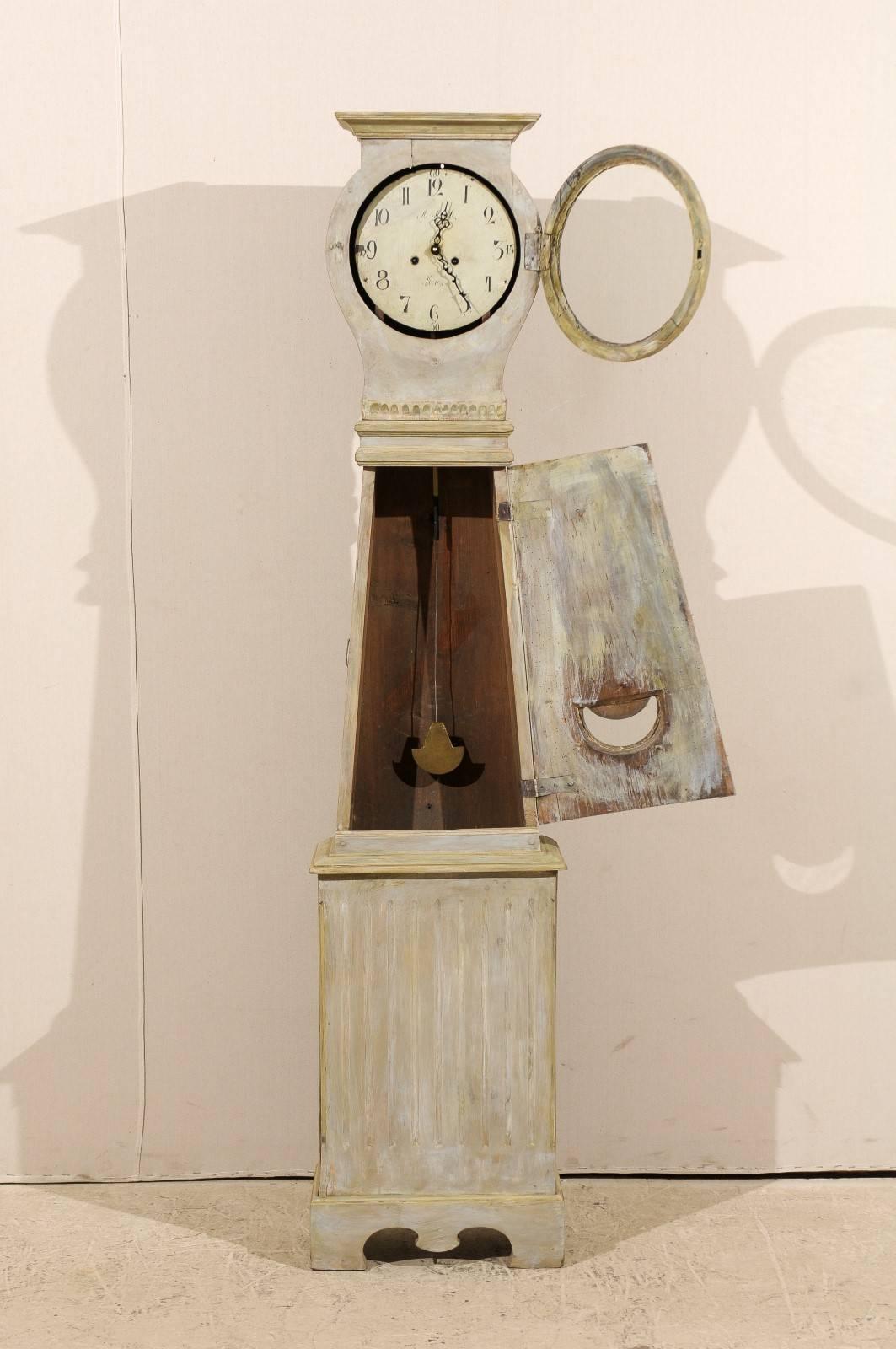 Sold Swedish Painted Wood Clock from the 19th Century with Half Moon Smile 2
