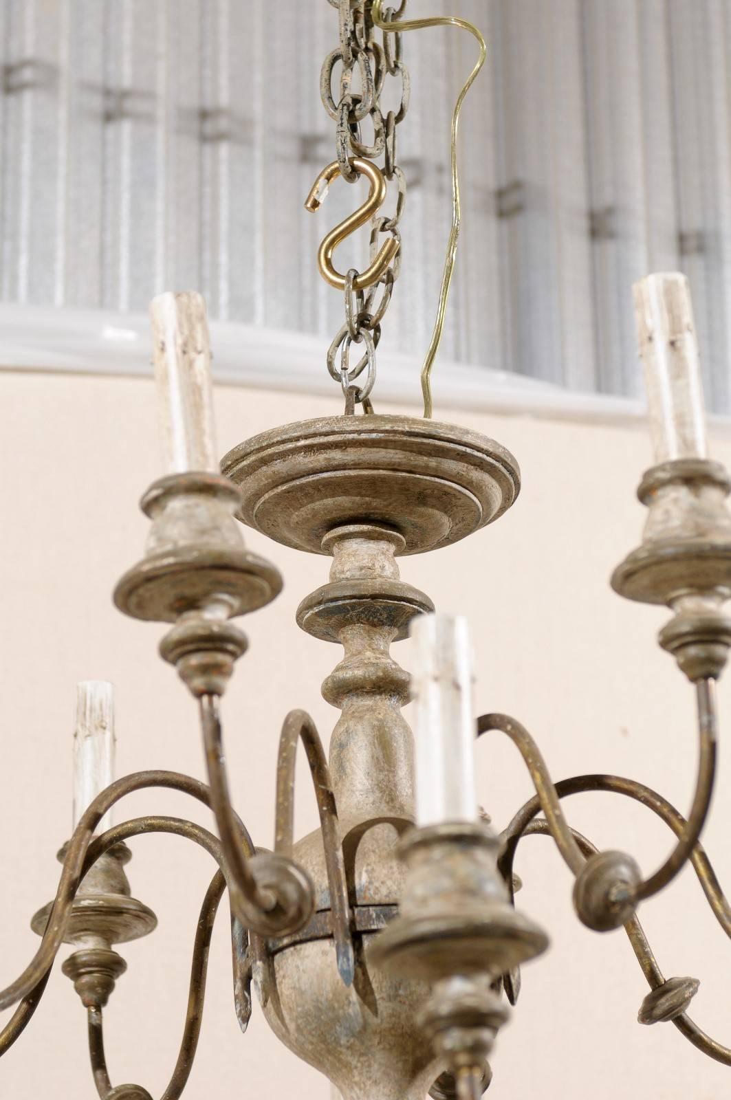 Italian Two-Tiered Sixteen-Light Painted Wood and Metal Chandelier 3