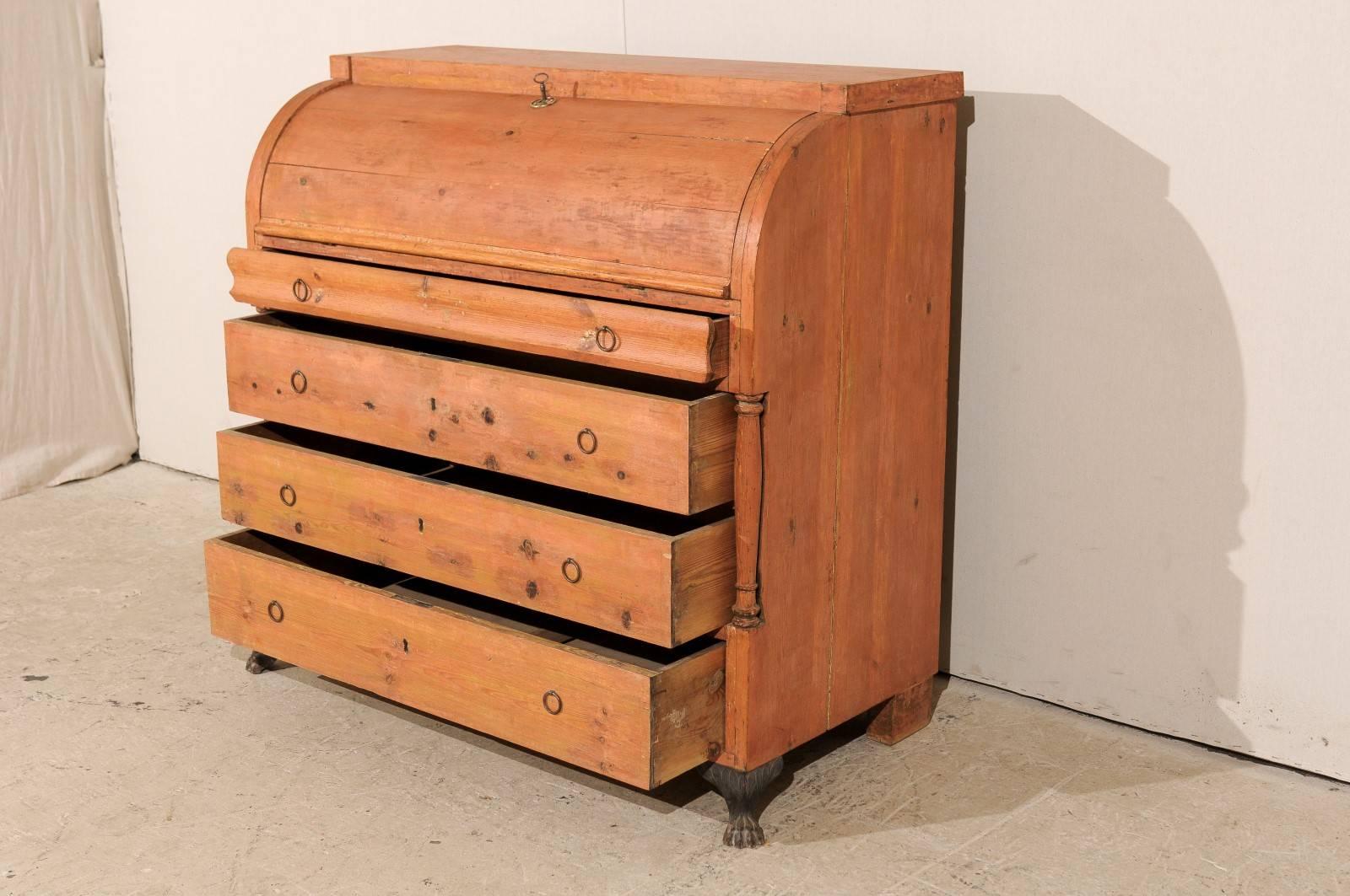 Swedish Mid-19th Century Chest with Convex Drop Front and Inner Drawers In Good Condition For Sale In Atlanta, GA