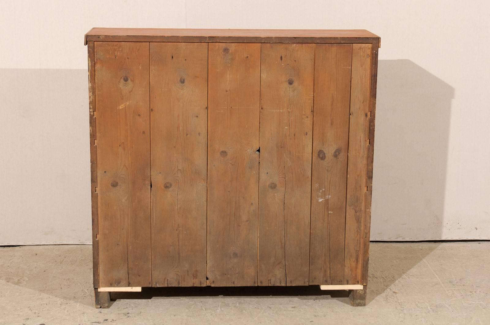 Swedish Mid-19th Century Chest with Convex Drop Front and Inner Drawers For Sale 4
