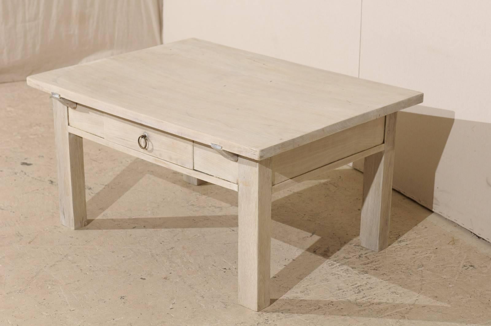 coffee table with one drawer