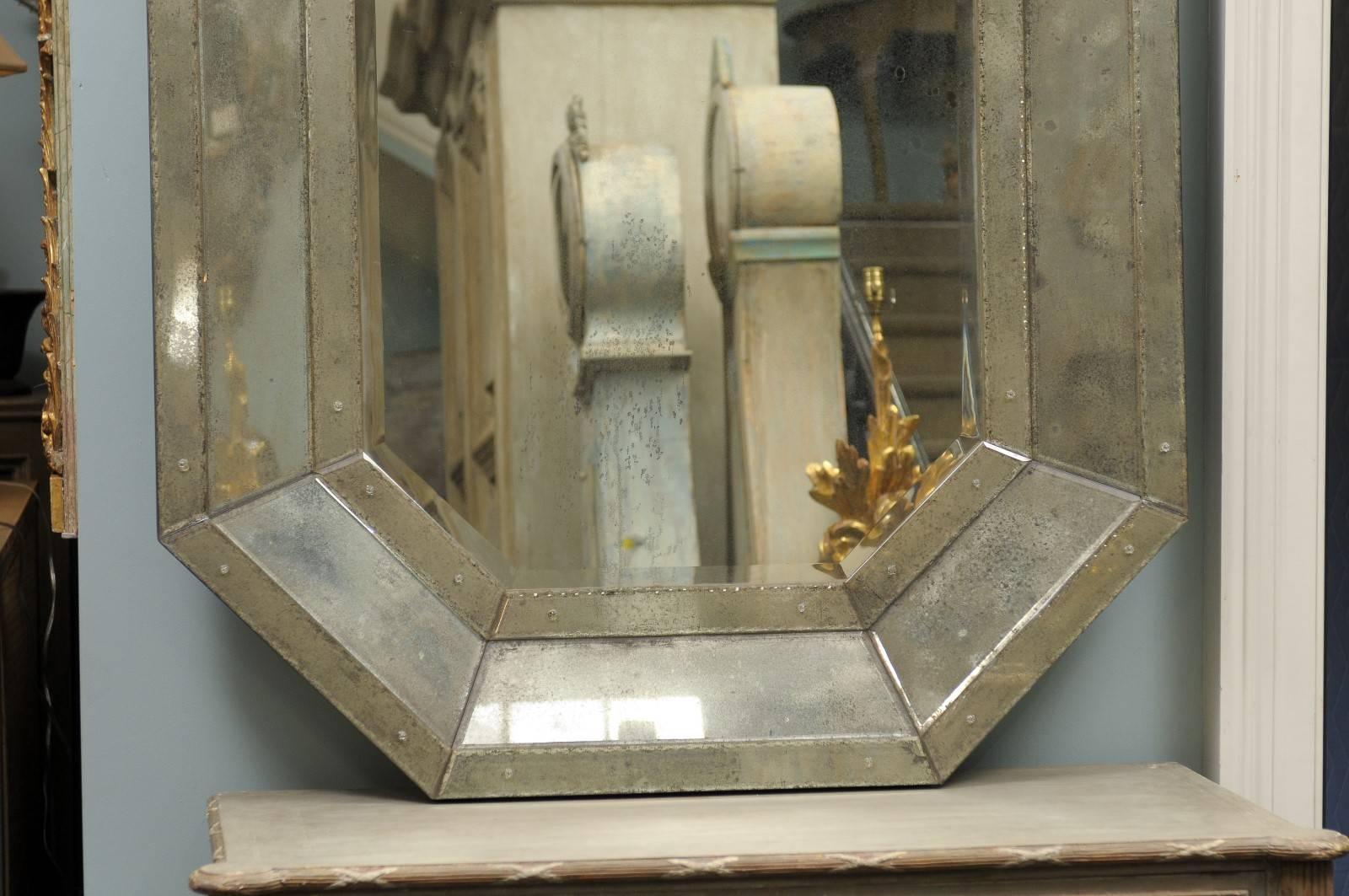 Contemporary An Octagonal-Shaped Venetian Style Mirror with Beveled Surround