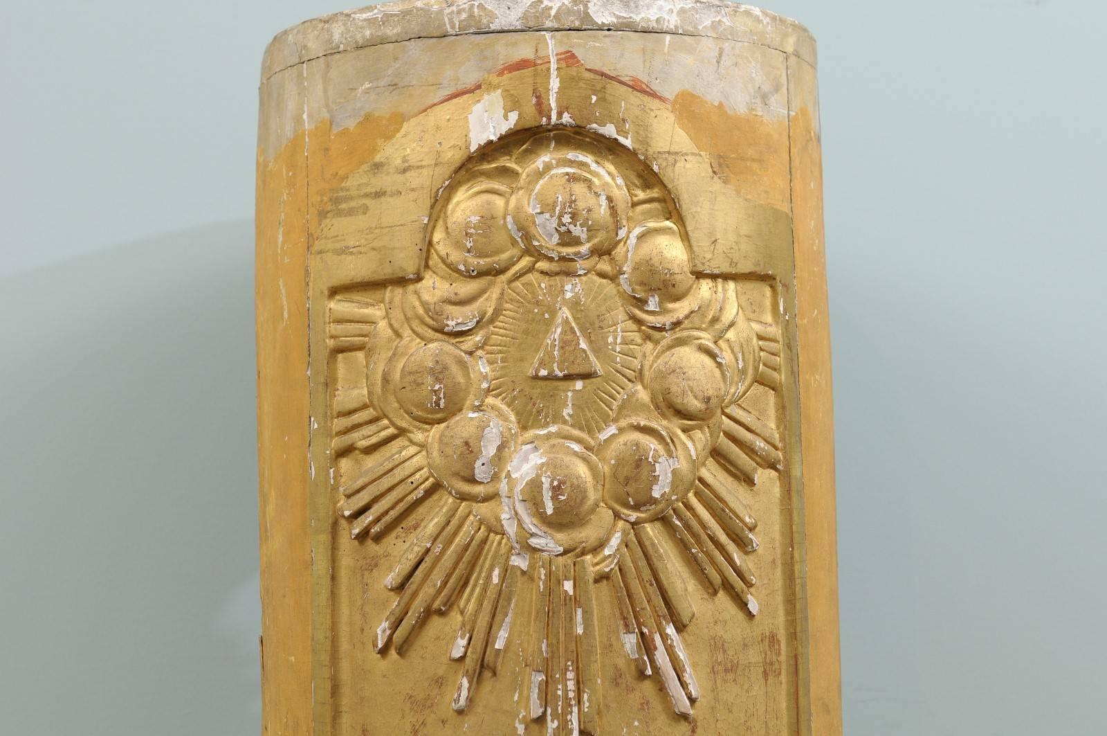 Italienisches Altarstück aus vergoldetem Holz des 19. Jahrhunderts mit Wolken-Sonnenstrahl-Motiven im Zustand „Gut“ im Angebot in Atlanta, GA