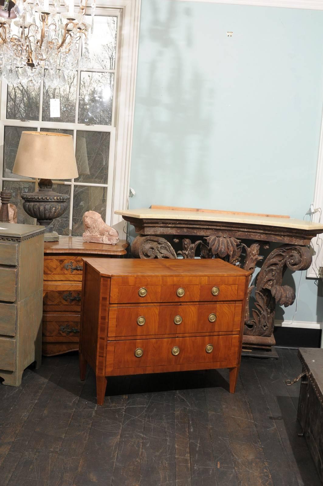 Swedish 18th Century Period Gustavian Chest of Drawers with Banding Inlay 5