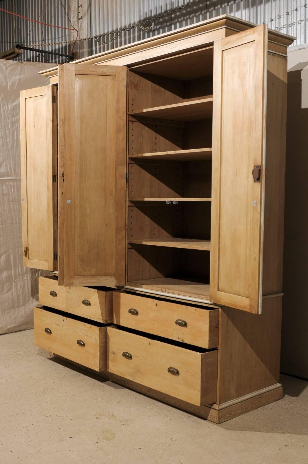 English Large-Size Natural Wood Storage Cabinet w/Drawers, Cleanly Designed In Good Condition In Atlanta, GA