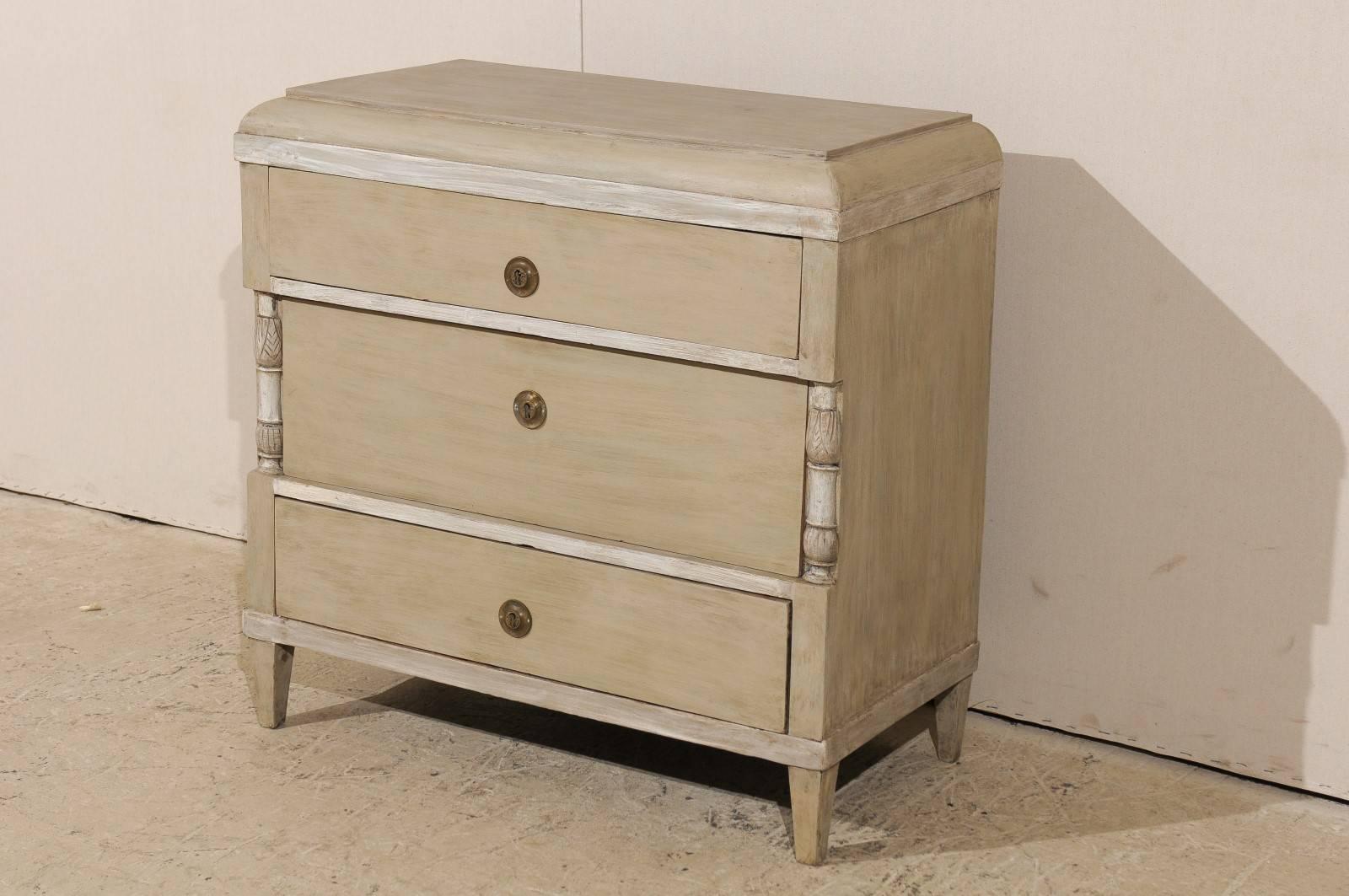 Neoclassical Mid-19th Century Swedish Painted Wood Chest-of-drawers with Lotus Shaped Columns