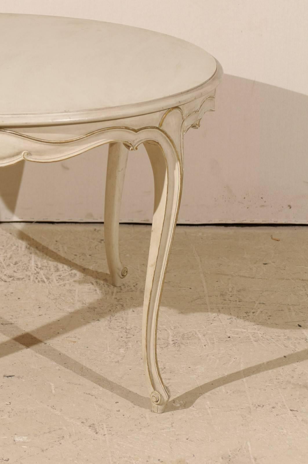 French Louis XV Wood Round Top Centre Table, Neutral Beige with Gilded Accents 1