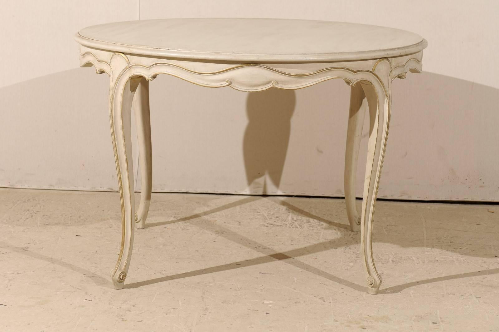 French Louis XV Wood Round Top Centre Table, Neutral Beige with Gilded Accents 2