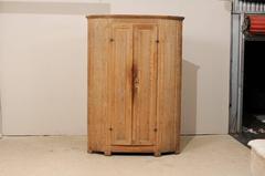 19th Century Period Gustavian Corner Cabinet, Vertical Reeds and Natural Wood