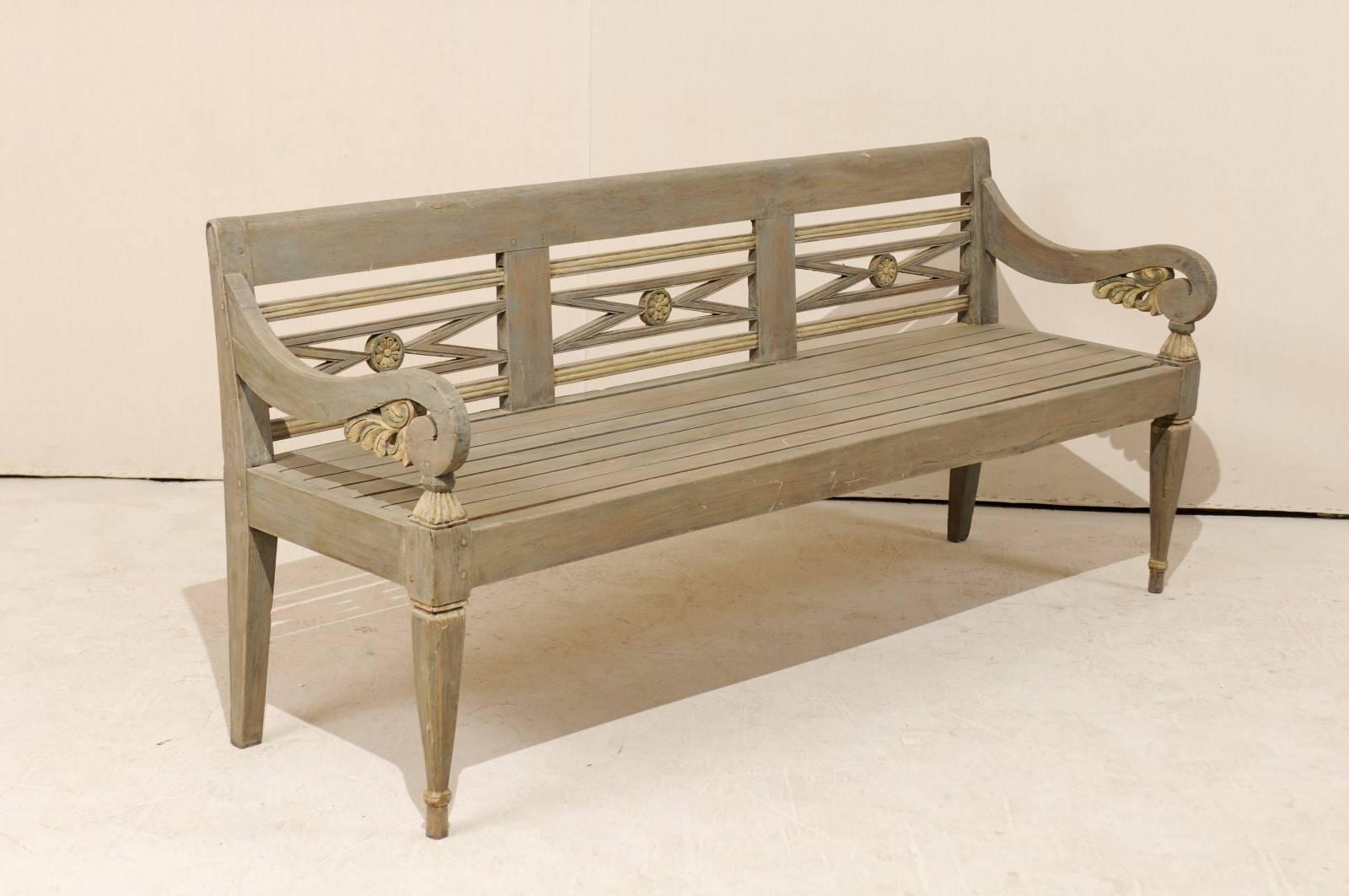 colonial style bench
