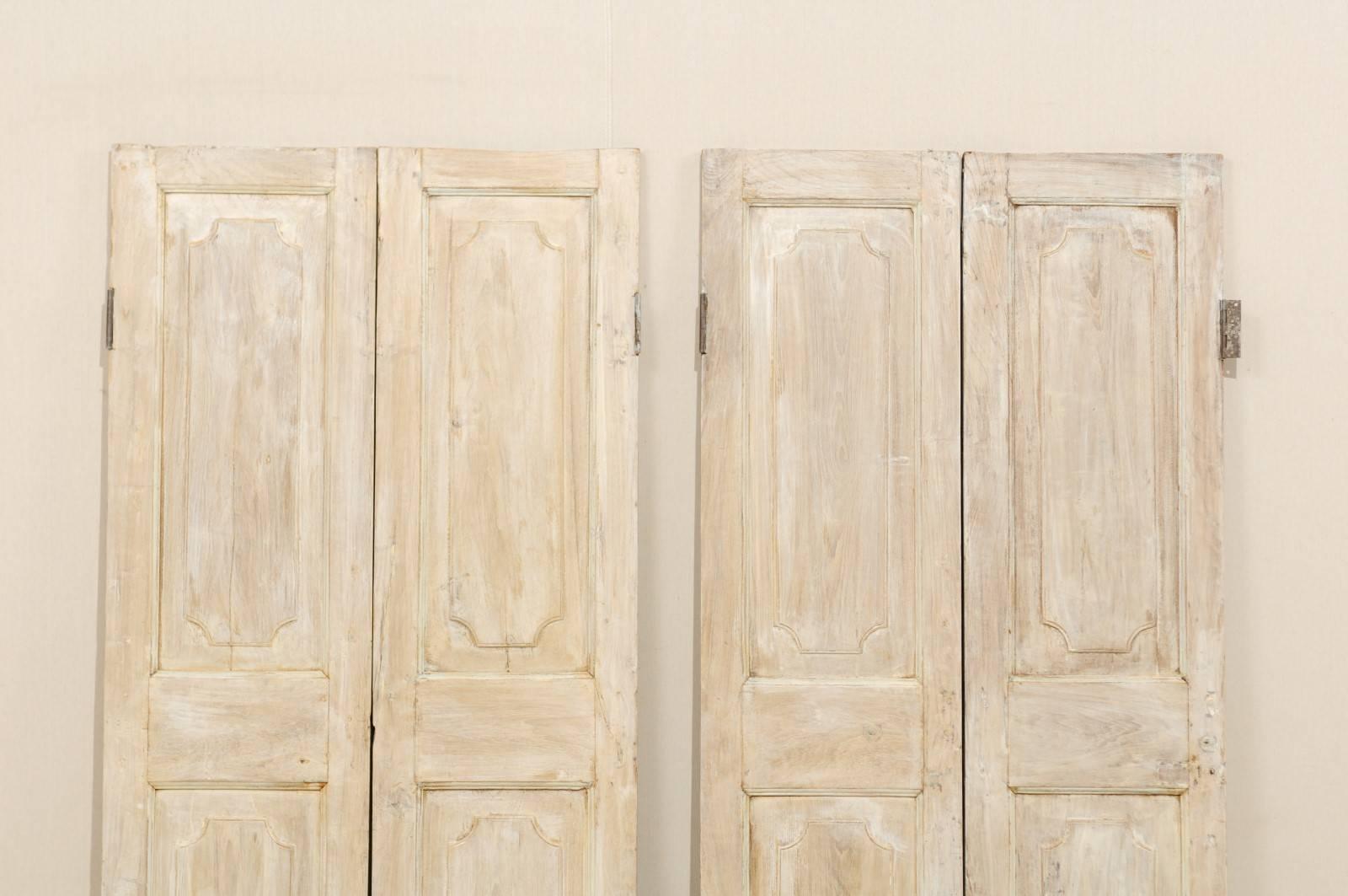 One Pair of Lovely French 19th Century Doors in Antiqued Beige and White Hues In Good Condition In Atlanta, GA