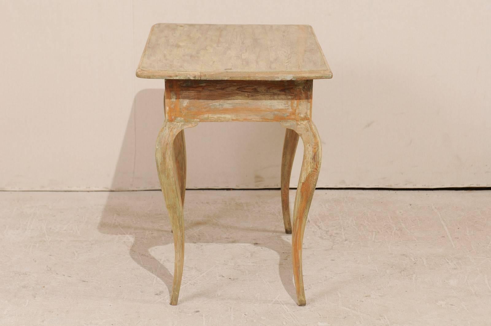 Period Rococo Painted Wood Side Table from the 18th Century with Cabriole Legs In Good Condition In Atlanta, GA