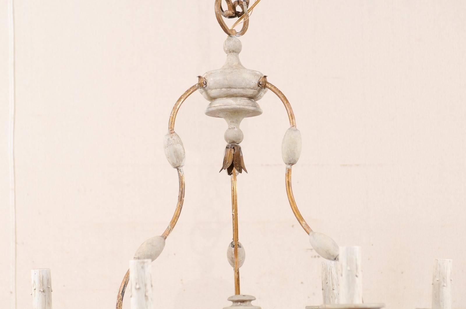 20th Century Italian Light Colored Painted Wood and Metal Chandelier with Gold Accents