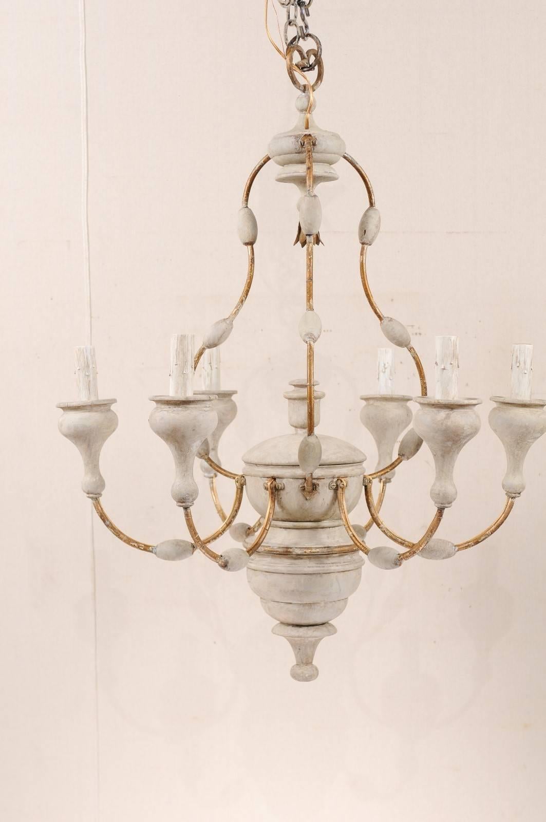 Italian Light Colored Painted Wood and Metal Chandelier with Gold Accents In Good Condition In Atlanta, GA