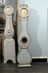 Swedish 19th Century Fryksdahl Clock from Värmland with Unique Carved Crest