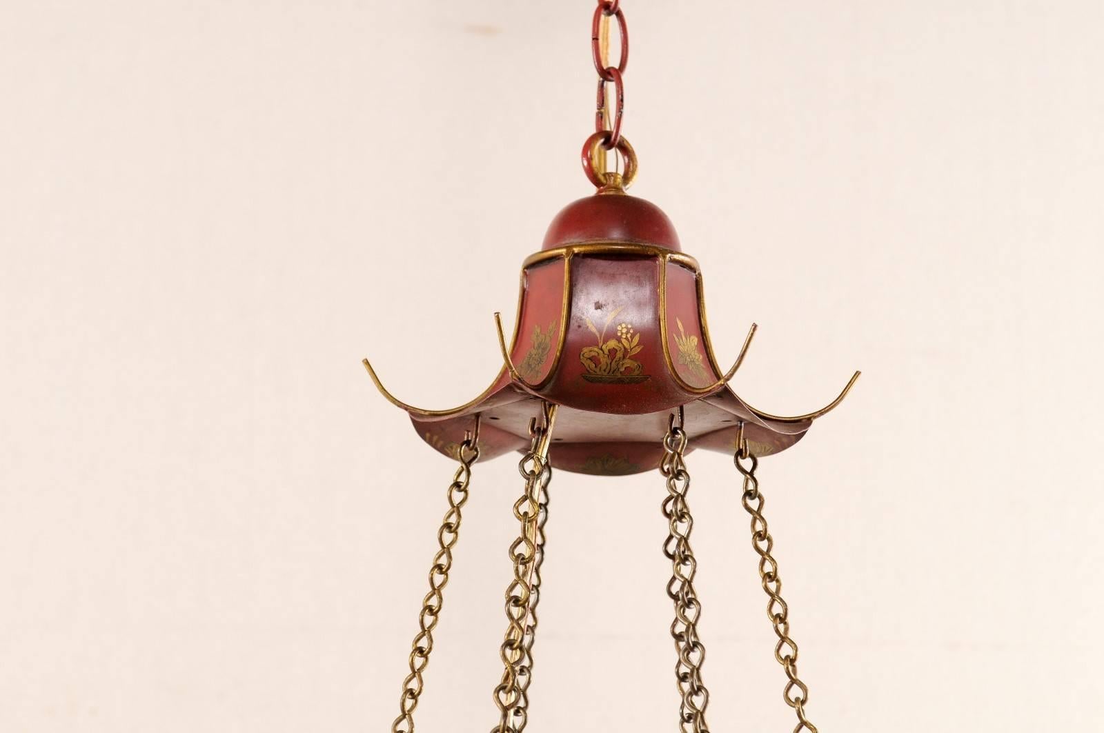 Vintage English Red Tole Six-Light Chandelier with Chinoiserie Gold Color Decor In Good Condition In Atlanta, GA